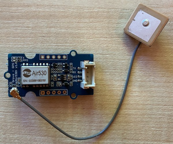 一个 Grove GPS 传感器